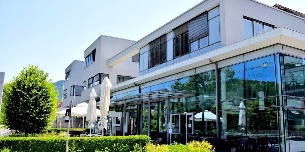 Außenansicht des LK Waidhofen/Ybbs